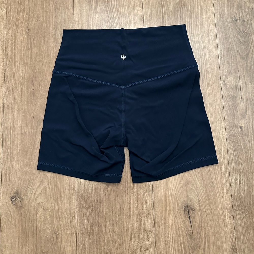 Align 6”High Rise Biker Shorts (NAVY)